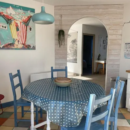 Semesterbostad ღ Le Somptueux Spatieux, Jardin,proche La Couarde-sur-Mer